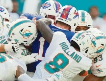 La defensiva de los Dolphins le pudo poner un alto a la poderosa ofensiva de los Bills de Buffalo. AP