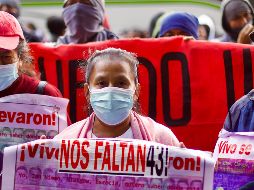 López Obrador acusó que buscaron perder tiempo, para dejar sin efecto las órdenes de aprehensión por el caso Ayotzinapa. SUN / ARCHIVO