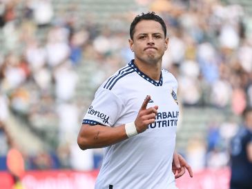 En la reciente temporada de la MLS, "Chicharito" Hernández suma un total de 17 goles, una cantidad que lo convierte en la opción más viable para los aficionados. IMAGO7