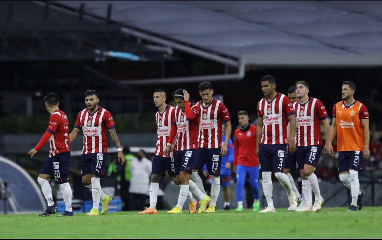 Durante este semestre del futbol mexicano, Chivas se había diferenciado por la solidez en su zaga defensiva, sin embargo en las últimas semanas el Rebaño parece haber perdido esta cualidad. IMAGO7