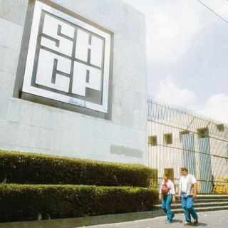 Gobierno cuenta con un "colchón" transexenal