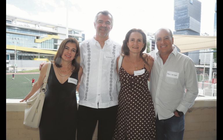 Mónica Abaroa, Gerardo Enkerlin, Mariana Urrea y Pablo Gortázar. GENTE BIEN JALISCO/Claudio Jimeno