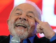 Las encuestas muestran que el exmandatario de izquierda, Luiz Inacio Lula da Silva (foto), lidera frente presidente de ultraderecha, Jair Bolsonaro. AP / A. Penner