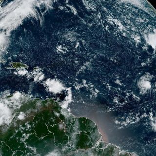 Ian: Honduras mantiene alertas roja, amarilla y verde por efectos del huracán