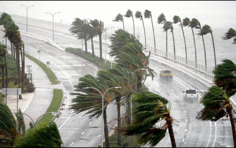“Ian” continuará su paso rumbo al Océano Atlántico y dejará más lluvias por Estados Unidos. AFP