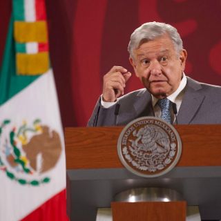 López Obrador cuestiona la subida de tasas de interés de los bancos centrales