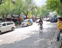 Afirman que mantendrán los cuatro carriles para automotores que circulan de oriente a poniente en Av. Javier Mina. EL INFORMADOR / E. Gómez