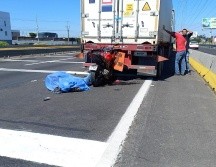 El accidente se registró alrededor de las 9:30 horas de este jueves, casi enfrente de la Nueva Central Camionera. ESPECIAL /