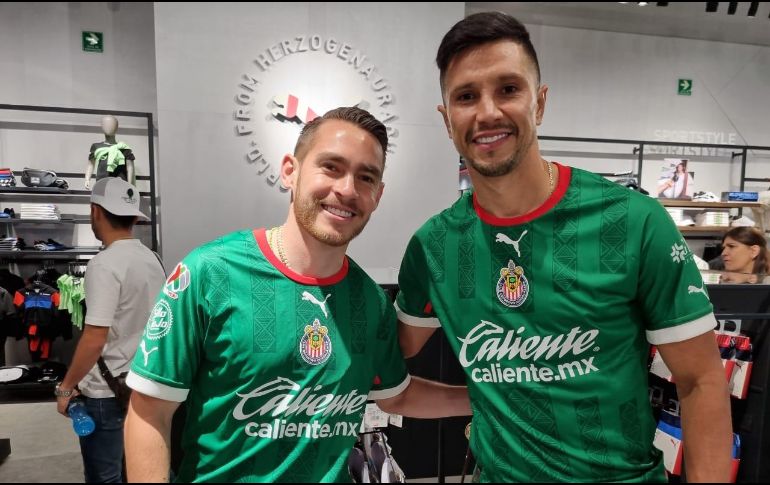 Chivas presentó su camiseta verde para apoyar al Tricolor en Qatar 2022. EL INFORMADOR/D. REOS