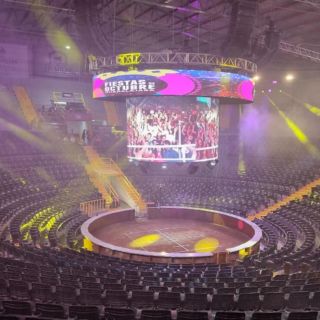 Recorrido por el renovado palenque de las Fiestas de Octubre