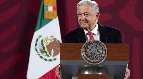 López Obrador asegura que los precios internacionales del maíz están bajando, lo que ayuda a frenar el costo de este alimento básico en la dieta de los mexicanos. AFP / Presidencia de México
