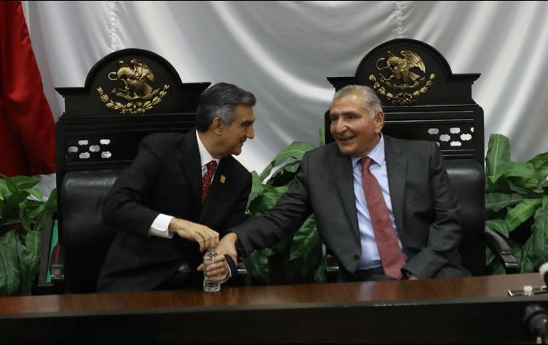 El gobernador de Tamaulipas, Américo Villarreal Anaya, compañado de la Secretaría de Gobernación, Adán Augusto López Hernández (d). SUN / V. Rosas