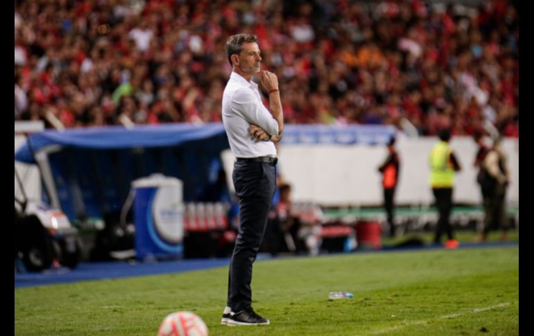 Diego Cocca vivió su último encuentro como Rojinegro al límite en todo momento. EL INFORMADOR / C. Zepeda