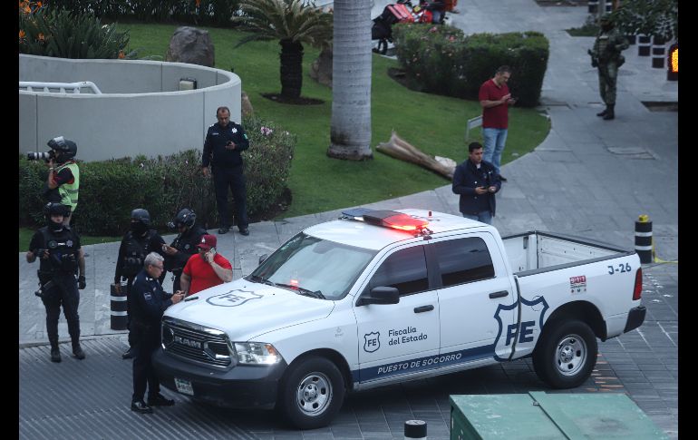 La zona de Puerta de Hierro permanece resguardada por autoridades. EL INFORMADOR/ C. ZEPEDA