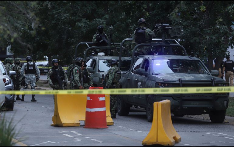 El gobernador mencionó que desde el primer momento se mantuvo en comunicación con la Secretaría de Seguridad Jalisco, la Policía Metropolitana, la de Zapopan, y las fuerzas federales, “que fueron las primeras respondientes”. EL INFORMADOR / C. Zepeda