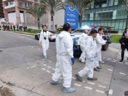 El lugar de la balacera en Puerta de Hierro quedó resguardado por autoridades para realizar los peritajes correspondientes. EL INFORMADOR/ E. GÓMEZ