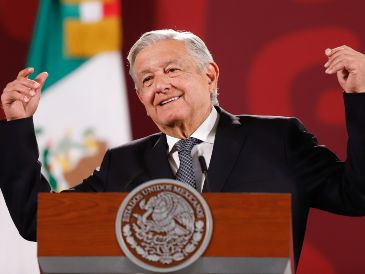 El Presidente López Obrador dice que su gobierno no tiene nada que temer y garantiza el derecho de disentir, respetando a la libertad de expresión, el poder debatir, pero no perseguir a nadie. EFE / I. Esquivel