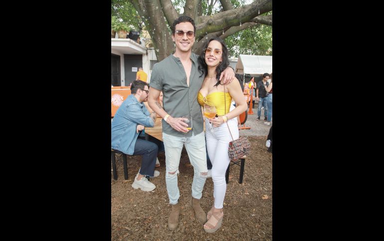 Carlos Ayala y Barbara Najar. GENTE BIEN JALISCO/Antonio Martínez