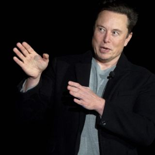 Elon Musk presenta plan para acabar la guerra pero hace enfurecer a Ucrania