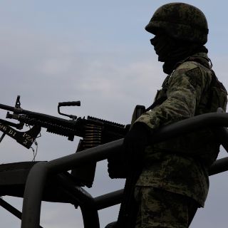 Presidencia no debe estar bajo responsabilidad de un militar: López Obrador