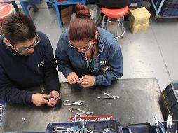 En cuanto al salario, al cierre de septiembre 2022, el salario base de cotización promedio de los puestos de trabajo afiliados al IMSS alcanzó un monto de 480.7 pesos. EL INFORMADOR / ARCHIVO