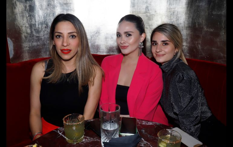 Triana Castro, Alejandra Kupfer y Lorena Sánchez. GENTE BIEN JALISCO/ Claudio Jimeno