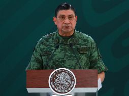 Detallan que Luis Cresencio Sandoval, extitular de la Sedena, recibió piernas de jamón serrano, figuras de bronce, plumas, botellas de vino y tequila, y canastas. NTX/ARCHIVO