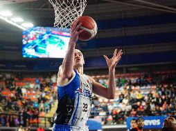 Los Astros de Jalisco dieron cuenta de los Soles de Mexicali en el sexto juego de la serie Semifinal de Zona con pizarra de 105-81. TWITTER / @AstrosJalisco