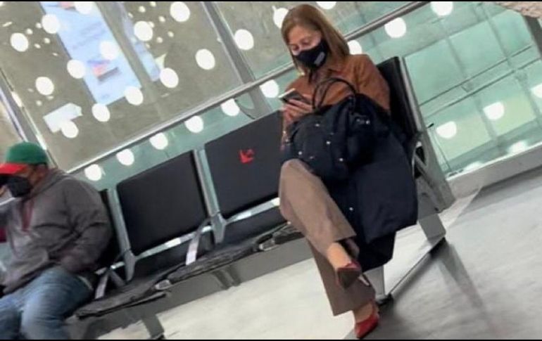 En redes sociales, la imagen se ha llenado de comentarios de internautas que opinan sobre la renuncia de Clouthier. TWITTER/@lopezdoriga