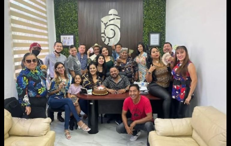 Investigan si el festejo ocurrió en horas de oficina, tras denuncias en redes sociales. ESPECIAL