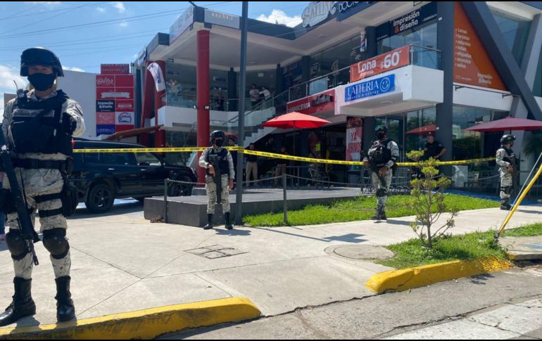 Los hechos se registraron alrededor de las 13:30 horas en avenida de Los Tabachines y Paseo de Los Alerces. ESPECIAL /
