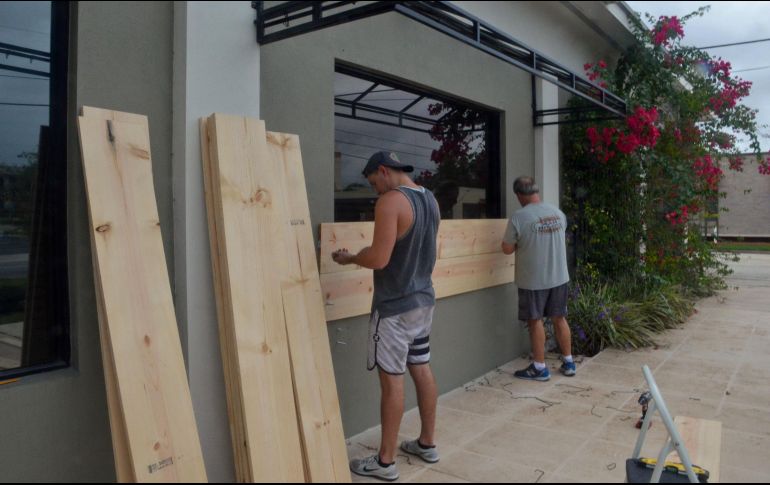 Se emitió una alerta por estafas tras el paso del huracán Ian en Florida. AFP/ARCHIVO
