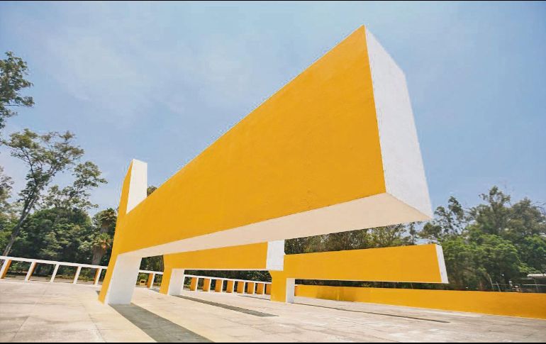 Plaza en parque González Gallo. ESPECIAL