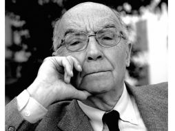 Un día como hoy Saramago ganó el Nobel de Literatura. ESPECIAL/UNAM