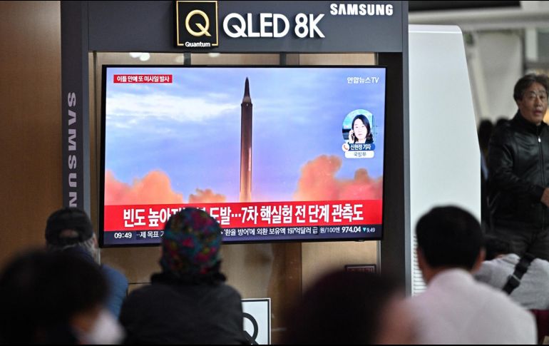 El misil parece haber caído fuera de la zona económica exclusiva de Japón, en el mar. AFP / A. Wallace