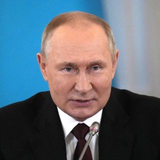 Vladimir Putin ratifica acuerdo de cooperación espacial con México