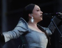 En tanto, Carla Morrison erizó la piel de los asistentes con sus baladas sentidas y emocionales. EL INFORMADOR / C. Zepeda