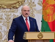 El presidente Alexander Lukashenko dice que transmitió al presidente ucraniano Volodimir Zelenski el mensaje de que 