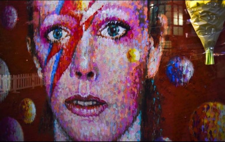 Mucha gente sigue pensando que David Bowie tenía los ojos de distinto color, pero en realidad padecía anisocoria. GETTY IMAGES