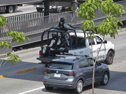 Aseguran que, en Tabasco, elementos de la Guardia Nacional son escoltas de las pipas que transportan combustible robado y vigilan los ductos cuando están siendo perforados. EL INFORMADOR/ARCHIVO