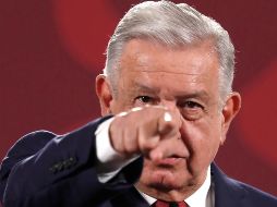 López Obrador criticó que en la oposición hay 38 aspirantes, por lo que cuestionó 