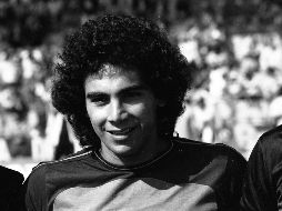 El sitio web de la revista señala que Hugo Sánchez es 