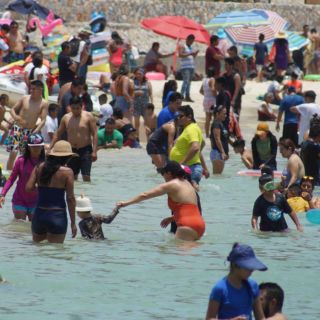 Avanza proyecto para ampliar vacaciones a 12 días