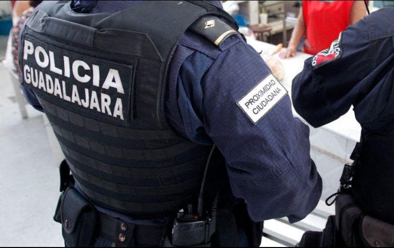 Al final, cuando oficiales revisaron el área, encontraron el recado y unos guantes para moto. EL INFORMADOR / ARCHIVO