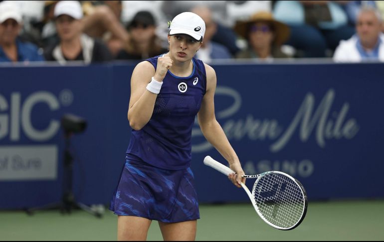 Iga Swiatek espera alzarse con la victoria en el WTA de San Diego. AFP/M. Owens