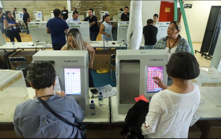 Cerca de mil 300 panistas votaron por sus 13 miembros que formarán el Consejo Nacional. EL INFORMADOR/C. ZEPEDA