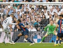 Federico Valverde (#15) marcó un gol y dio un gran partido, abonando al triunfo del Real Madrid. AFP