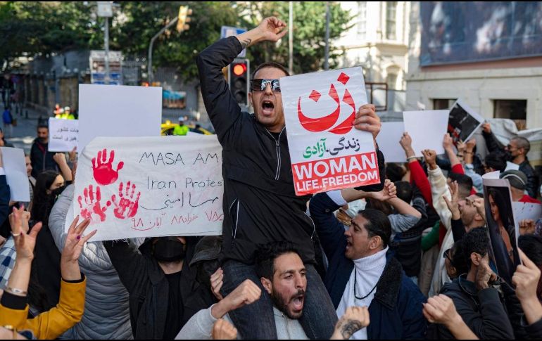 La UE espera que Irán detenga de inmediato la violenta represión contra los manifestantes pacíficos. AFP