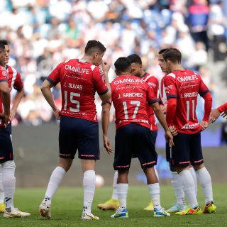 Estas son seis opciones de DT que encajan en el perfil para dirigir a Chivas