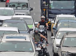 Las sanciones para motociclistas serán más caras si no circulan conforme a la ley en Jalisco. EL INFORMADOR/ ALONSO CAMACHO